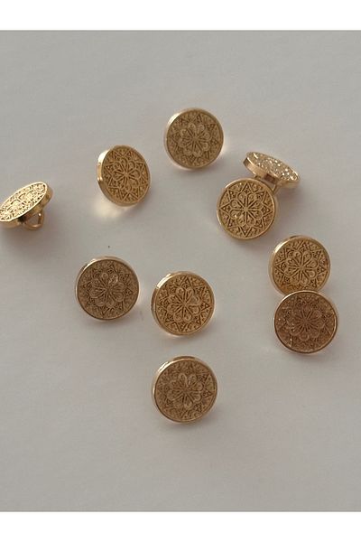 ODDA TASARIM ATÖLYESİ Metal shirt button with gold motif