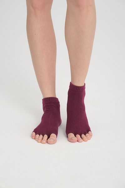 TÜMHAN laCOTON Claret Red Cotton Women's Yoga Socks - Fingerless and Toed