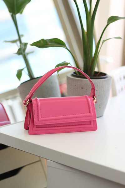Moom Bag Geantă de umăr de mână mini fucsia pentru femei - cu detaliu curea și țesătură