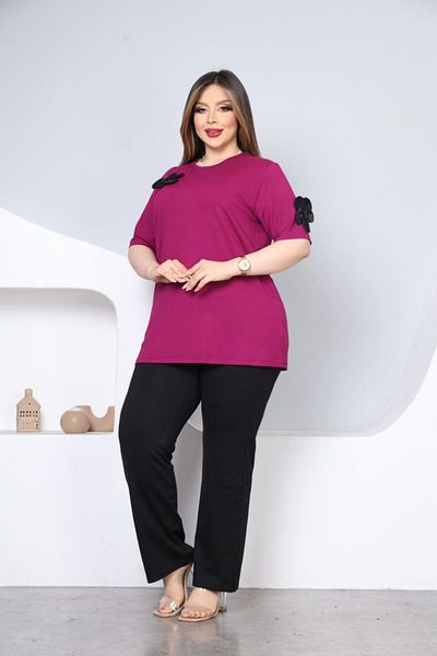 vividbutik Flower Motif Embossed Blouse