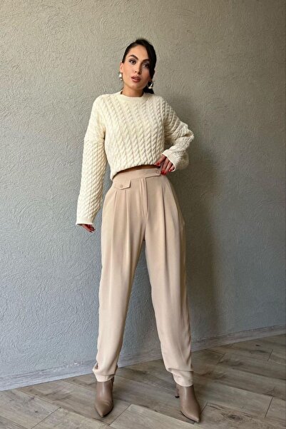 LOVELYSTORE Pantaloni largi, de culoare crem, cu nasturi în talie
