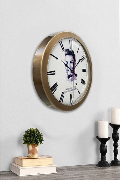 Kasva Concept 36 cm Tumbled Metal Cristiano Ronaldo Wall Clock