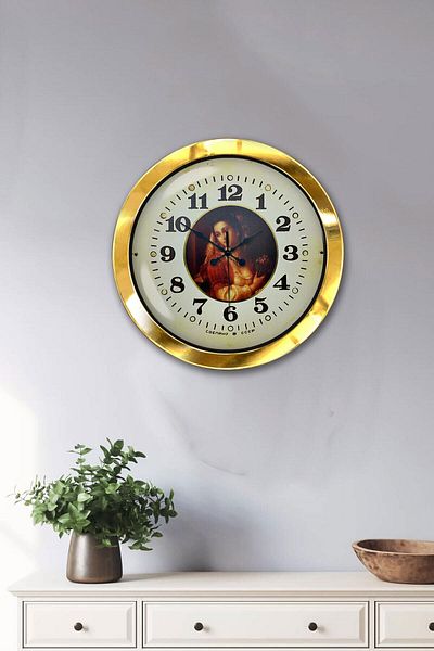 Kasva Concept 36 cm Gold Metal Painting Women Wall Clock