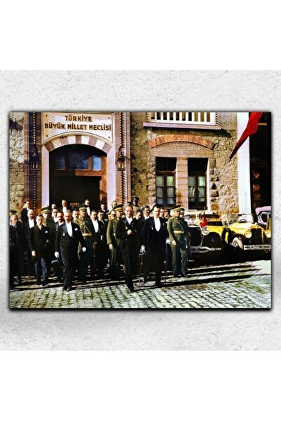 Atatürk Meclis Çıkışı Kanvas Tablo 40 X 60 Cm