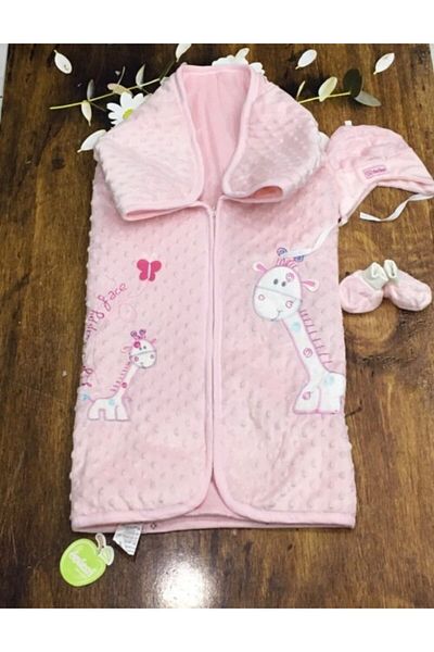 Bebessi Baby Girl Giraffe Velvet Blanket Set