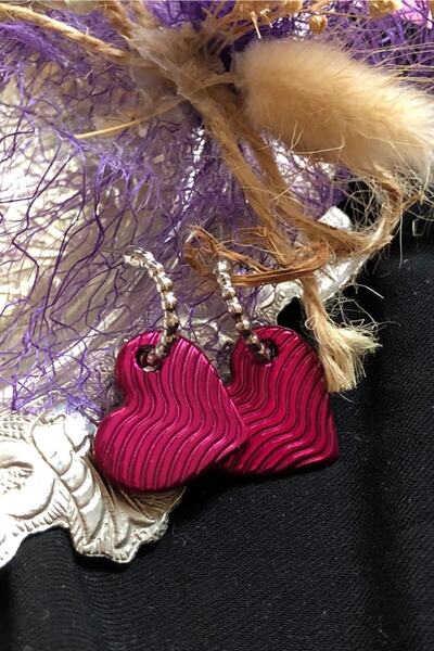 Leerybee الكروم الفوشيه اللون أقراط القلب مضاد الأرجية