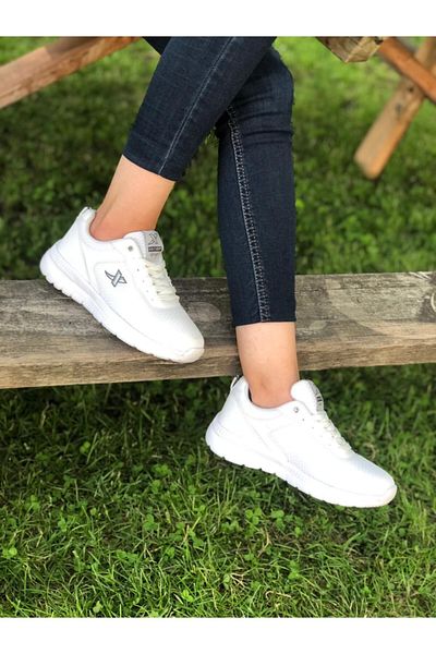 XStep Unisex Sneakers - Comfortable and Stylish Design