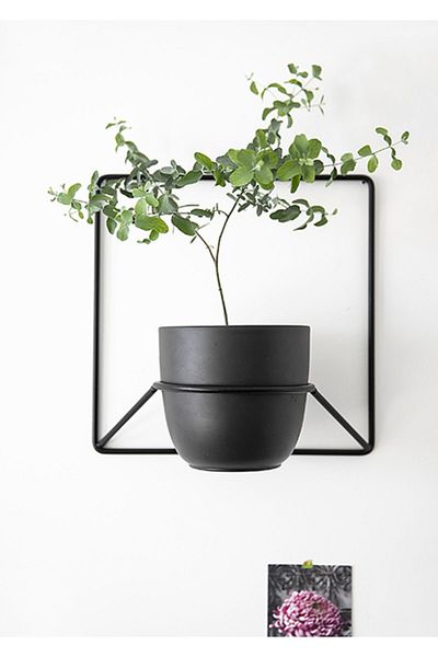 GO DEKOR Jeno Black Metal Flower Patterned Wall (Not Including Box)