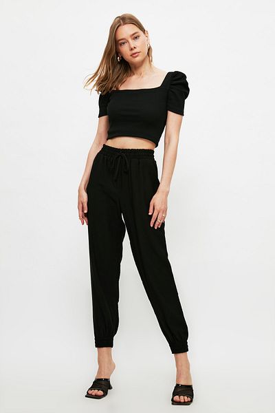 Trendyol Collection Czarne tkane spodnie jogger z elastycznym pasem TWOSS20PL0129