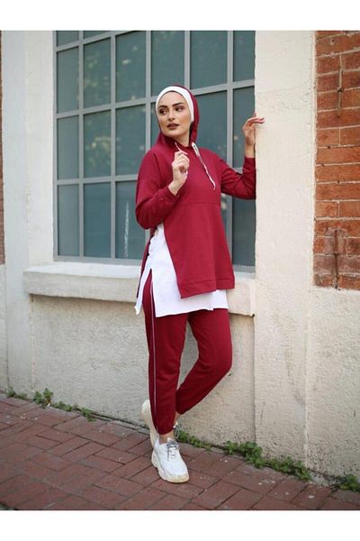 BAV Butik Ayvitrin Women's Burgundy White T-Shirt Tracksuit Set