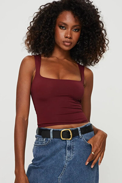 World Fashion Trends Bluză crop cu bretele late cu gât pătrat