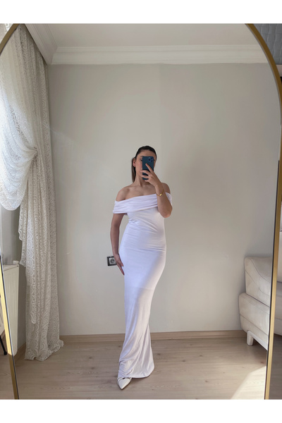 Uma collection MADONNA YAKA ASTARLI SİYAH MAXI ELBİSE