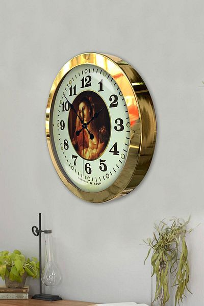 Kasva Concept 36 cm Gold Metal Painting Women Wall Clock