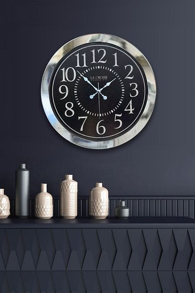 Kasva Concept Gift 36 cm Chrome Metal La Crosse Wall Clock