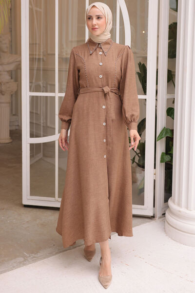 benguen Dámske šaty s detailnými korálkami 6809 hnedá