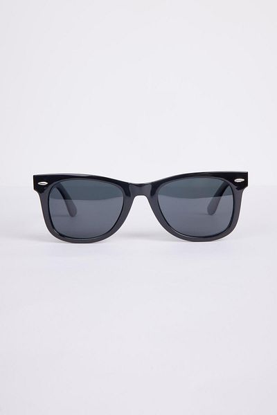Tudors Unisex Sunglasses - Stylish and Comfortable Design