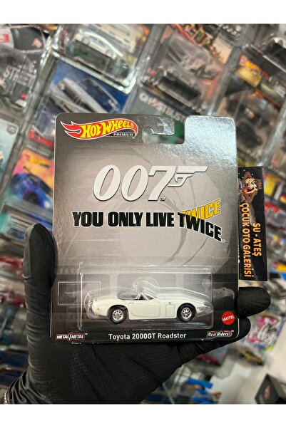 HOT WHEELS Toyota 2000GT Roadster 007 (1.64 premıum)