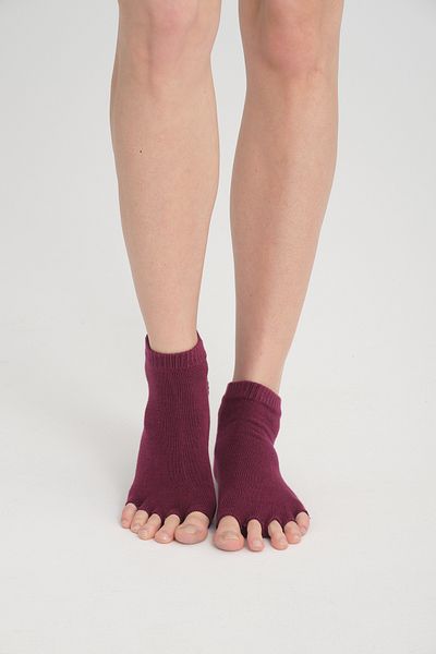TÜMHAN laCOTON Claret Red Cotton Women's Yoga Socks - Fingerless and Toed