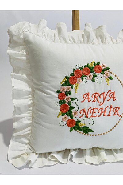 FIRFIRLI KARE TAKI YASTIĞI GÜL DESEN YENİDOĞAN