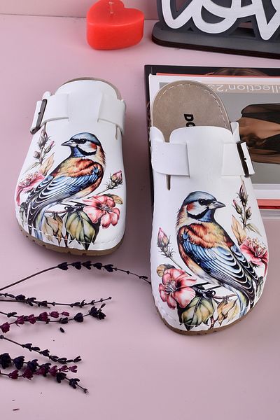 DOGİYE 8086 Πολύχρωμες παντόφλες Comfort Sabo με στάμπα πουλιών