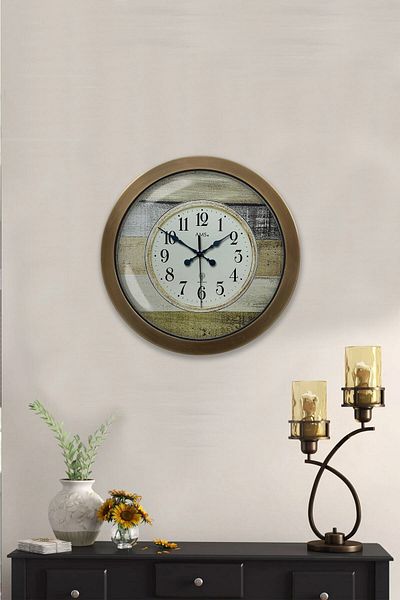 Kasva Concept 36 cm Tumbled Metal Rich Wall Clock