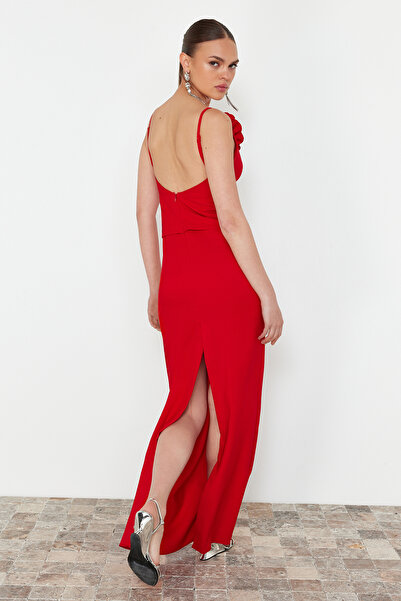 Trendyol Collection Rózsa részletes piros, hosszú szövésű estélyi ruha - TPRSS24AE00179