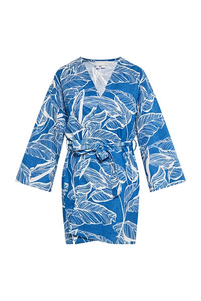 USHA Kimonos & Kaftans
