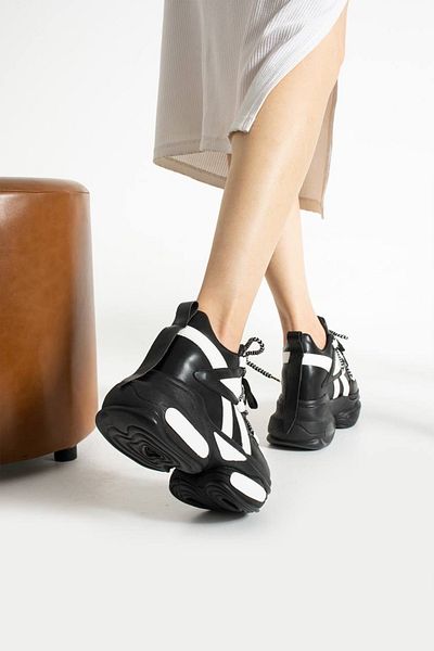 Bymoda Nou sezon Negru Alb Pantofi sport cu toc cu pană ascunsă Înălțime totală 10 Cm