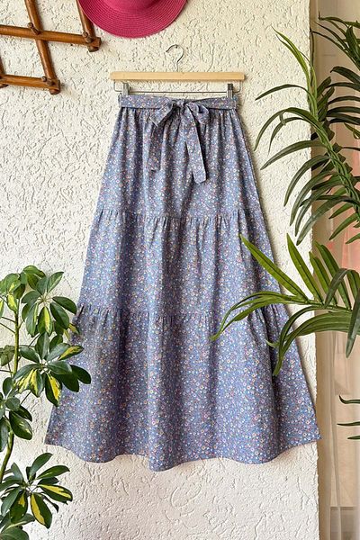 Ceylan Otantik Small Floral Patterned Blue Layered Skirt