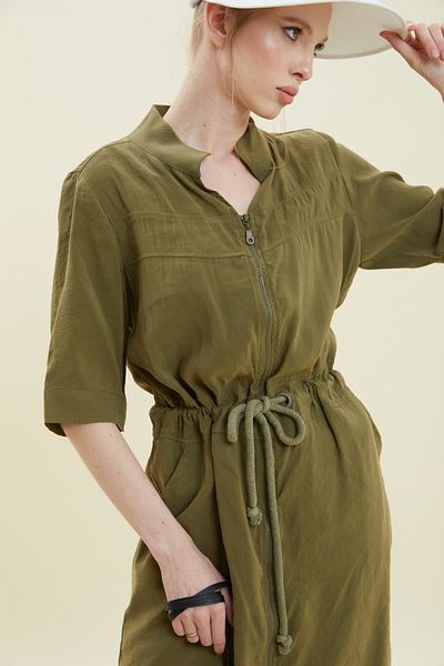 VERDA Modal Fabric Dress with Zipper and Pocket Detail
