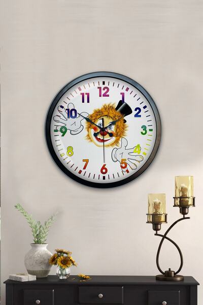 Kasva Concept ساعة حائط بأرقام رومانية معدنية سوداء مقاس 40 سم