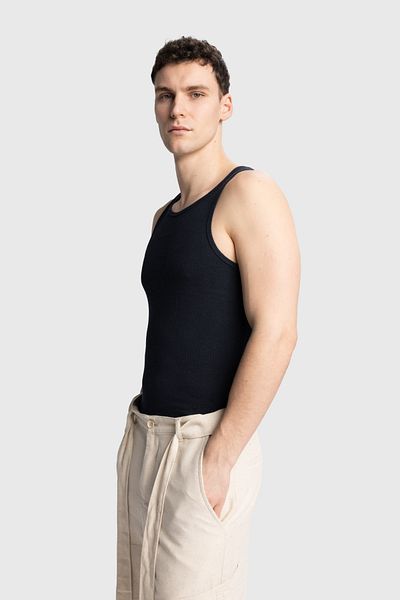 GIESTO SEQUENTIAL SLEEVELESS T-SHIRT