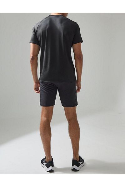 Man Of Man Κοντομάνικο μαύρο αθλητικό μπλουζάκι Raglan