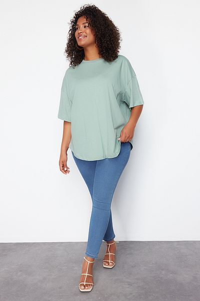 Trendyol Curve Mintgrünes, übergroßes Strick-T-Shirt aus 100 % Baumwolle, nachhaltiger TBBSS24BF00050