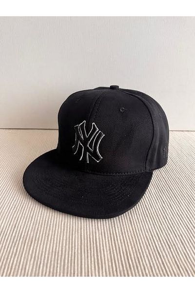 CosmoOutlet NY New York Unisex Black Hip Hop Cap - Embroidered and Contoured, Adjustable from the Back