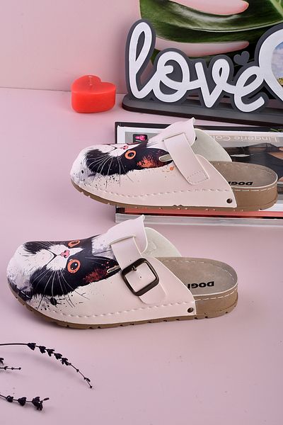 DOGİYE 8082 Παντόφλες Comfort Sabo με στάμπα τρομαμένης γάτας