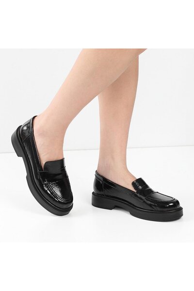 Celal Gültekin Siyah Rugan Kadın Ayakkabı 494 25822-16541
