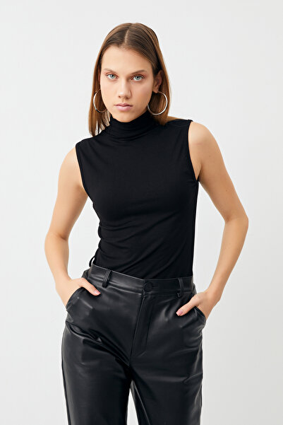 Ladima Γυναικεία Μαύρη Λευκή Κρέμα Claret Red 4 τεμαχίων φανελάκι