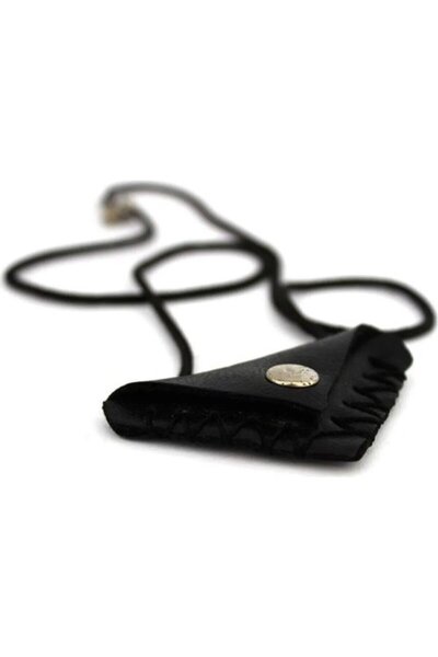 Herşey Nota Cevşen Dualı Üçgen Kolye Muska Hakiki Deri Çıtçıtlı 1 adet