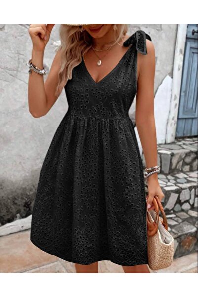 Buklemoda Rochie Brode importată cu umeri legați