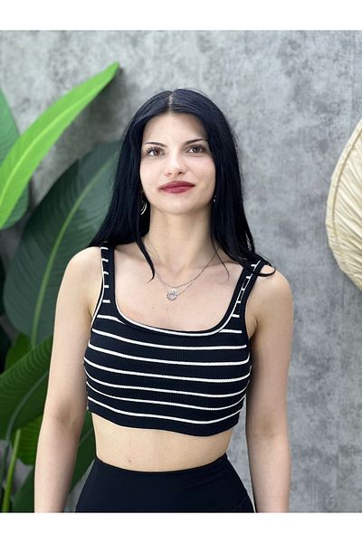 madammodabir Square Neck Crop Top Ribbed Fitted Body-Fitting Short Knitted Crop