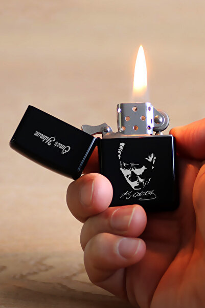 İŞTE BU Kişiye Özel İsimli Benzinli Zippo Çakmak Atatürk Temalı