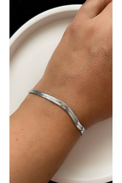 Liva Accessories Non Darkening in Gold Workmanship - Anti-Allergic Italian Chain-Silver Coloured