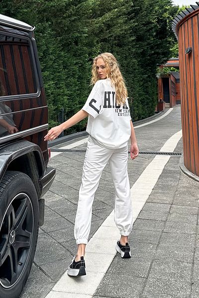 Trend Alaçatı Stili Dámské triko a tepláky s potiskem Ecru Crewneck ALC-X12204