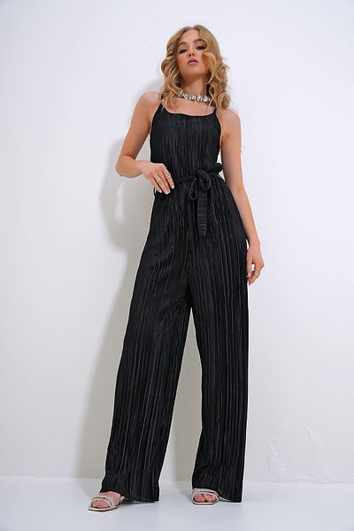 Trend Alaçatı Stili Women's Black Strappy Waist Belted Chest Low-cut Pleated Jumpsuit ALC-X12192