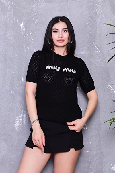 ZEYWEAR بلوزة مرسيريزد مزينة باللؤلؤ