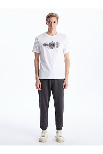 LC Waikiki Kurzärmliges, bedrucktes Herren-T-Shirt aus gekämmter Baumwolle mit Rundhalsausschnitt