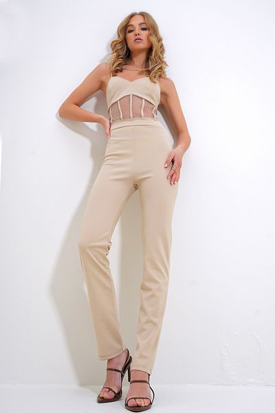 Trend Alaçatı Stili Damen Jumpsuit mit offenem, beigem Träger, Netzstoff und Reißverschluss hinten ALC-X12194