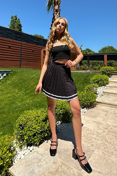 Trend Alaçatı Stili Schwarzer Plissee-Blockrock für Damen ALC-X12251