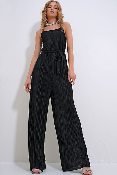 Trend Alaçatı Stili Women's Black Strappy Waist Belted Chest Low-cut Pleated Jumpsuit ALC-X12192